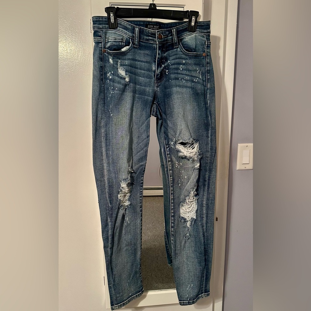 Judy Blue Boyfriend Fit Distressed Blue Jeans